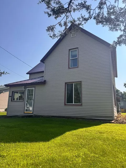 320 4th Ave SW, Long Prairie, MN 56347