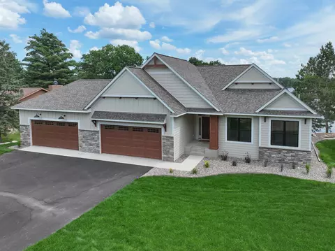 7436 Christy Dr, Nisswa, MN 56468
