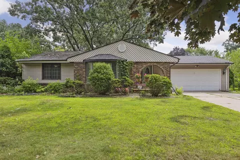 7421 Tempo Ter NE, Fridley, MN 55432