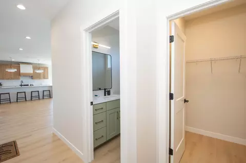 Entry Way - 404 Reese Way, Mapleton, ND 58059 photo 5 of 10