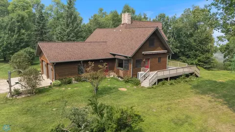 Exterior - 46130 E Nest Rd, Deer River, MN 56636 photo 2 of 25