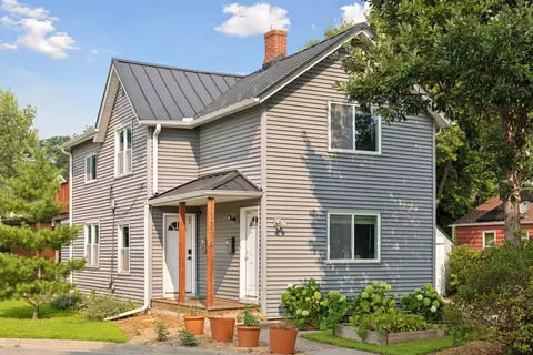 1716 California St NE, Minneapolis, MN 55413