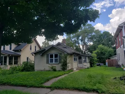 3733 25th Ave S, Minneapolis, MN 55406