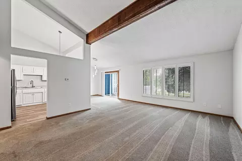Living - 9361 Nesbitt Rd, Bloomington, MN 55437 photo 4 of 9