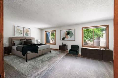 Bedroom - 9361 Nesbitt Rd, Bloomington, MN 55437 photo 1 of 6
