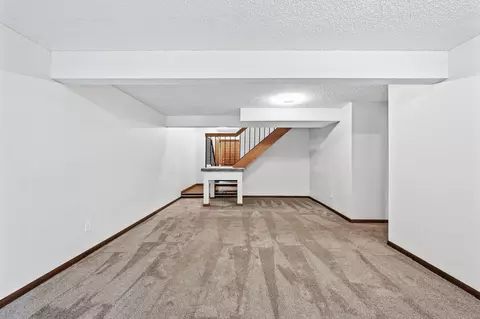 Living - 9361 Nesbitt Rd, Bloomington, MN 55437 photo 7 of 9