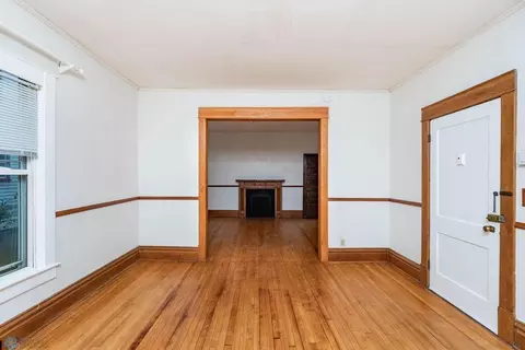 Living - 1006 3rd Ave S, Fargo, ND 58103 photo 1 of 7