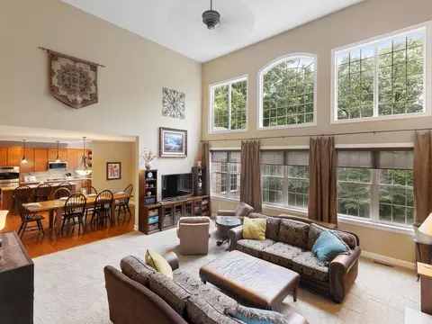 16260 Berens Ct, Prior Lake, MN 55379