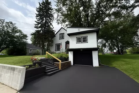 29 Riverside Ave S, Sartell, MN 56377