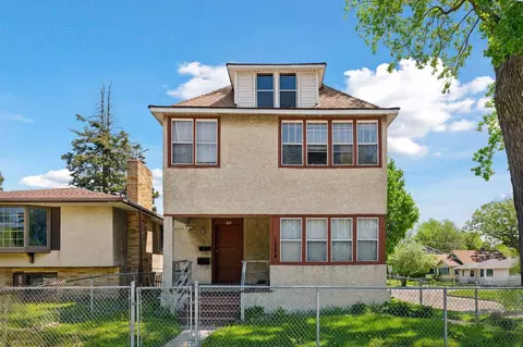 1264 Snelling Ave N, Saint Paul, MN 55108