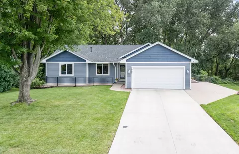 7980 Bowman Ave, Inver Grove Heights, MN 55076