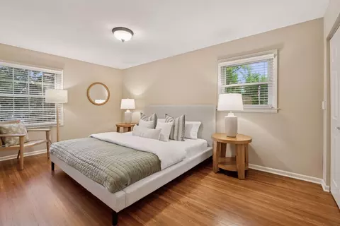 Bedroom - 27405 Pine Bnd, Shorewood, MN 55331 photo 1 of 5