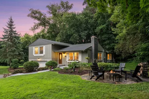 27405 Pine Bnd, Shorewood, MN 55331