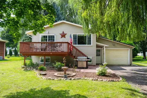140 Kendale Ave S, Annandale, MN 55302
