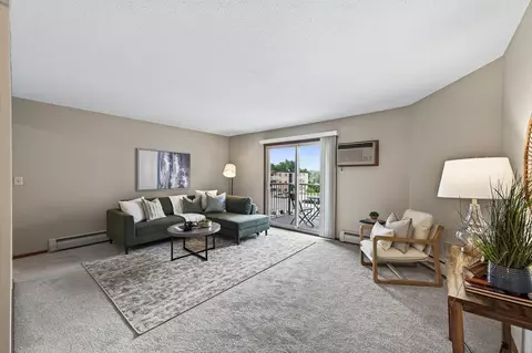 3153 Old Highway 8 #304, Minneapolis, MN 55418