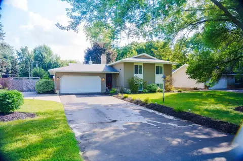5333 80th Ave N, Brooklyn Park, MN 55443