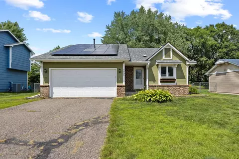 7995 Upper 145th St W, Apple Valley, MN 55124