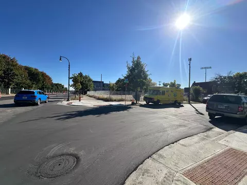1901 E Lake St, Minneapolis, MN 55407