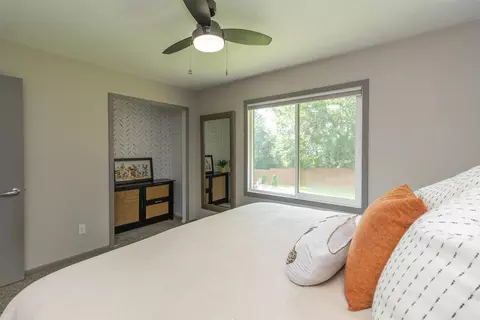 Bedroom - 1384 Amaryllis Ln, Eagan, MN 55123 photo 2 of 4