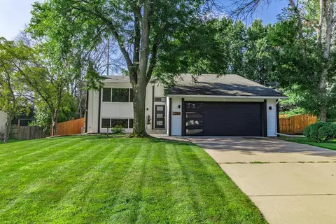 Exterior - 1384 Amaryllis Ln, Eagan, MN 55123 photo 2 of 9