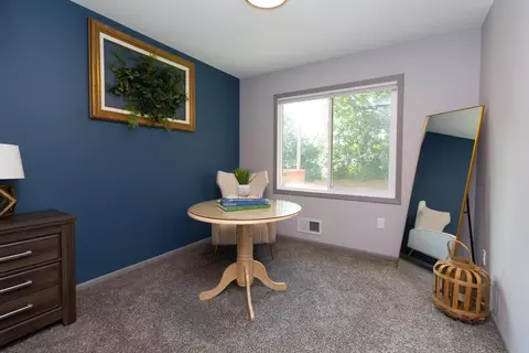 Bedroom - 1384 Amaryllis Ln, Eagan, MN 55123 photo 4 of 4