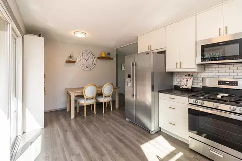 Kitchen - 1384 Amaryllis Ln, Eagan, MN 55123 photo 3 of 4
