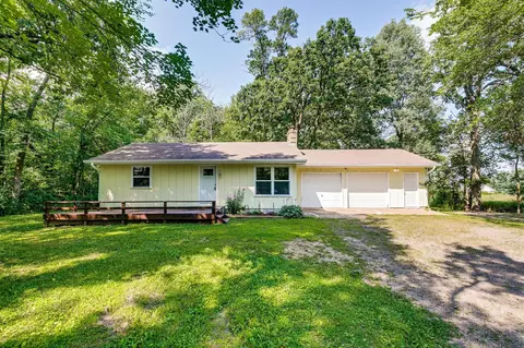 42130 Elmcrest Ave, Harris, MN 55032