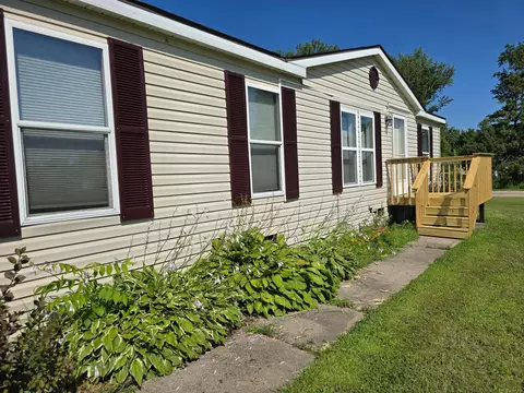 314 Buchannon St S, Waterville, MN 56096