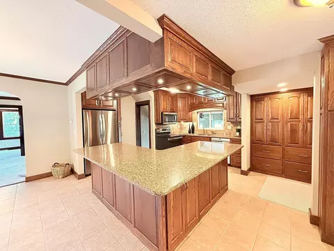 Kitchen - 101 S 5th St, Montevideo, MN 56265 photo 4 of 12