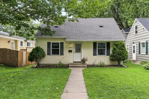 2728 Edgewood Ave S, Saint Louis Park, MN 55426