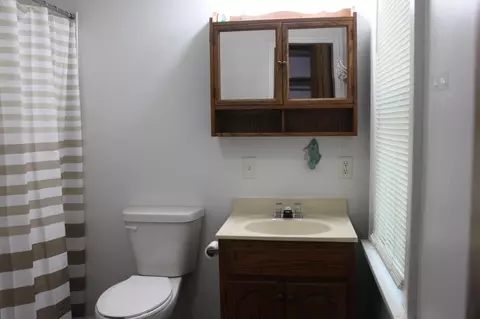 Bath - 136 34th Ave N, Saint Cloud, MN 56303 photo 1 of 1