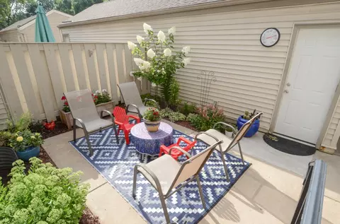 1547 N Oberlin Cir, Fridley, MN 55432