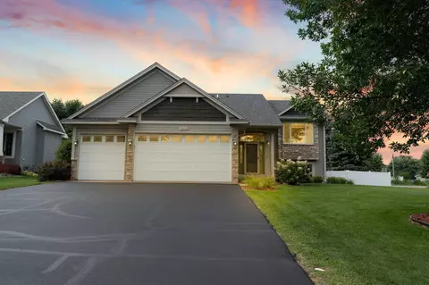 15418 Wintergreen St NW, Andover, MN 55304