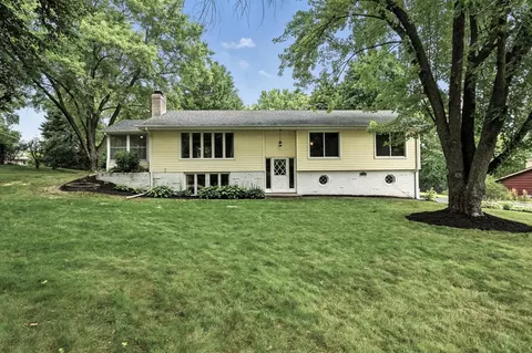 17640 24th Ave N, Plymouth, MN 55447