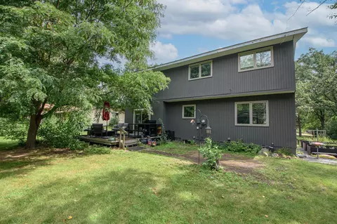 Exterior - 1911 Summit Dr, Saint Cloud, MN 56303 photo 4 of 5