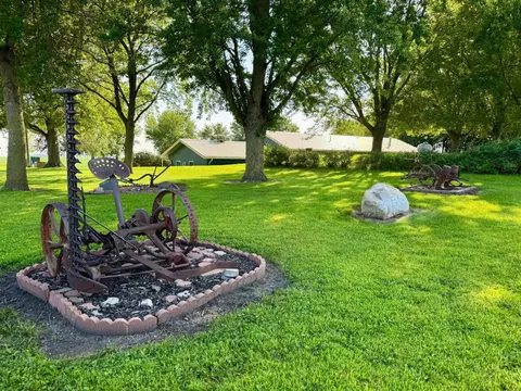 46739 900th St, Windom, MN 56101 photo 9