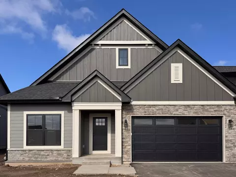 18649 Icebox Ln, Lakeville, MN 55044