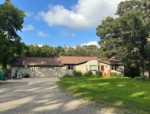 75976 230th St, Albert Lea, MN 56007