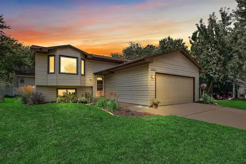 5237 Scott Ave N, Crystal, MN 55429