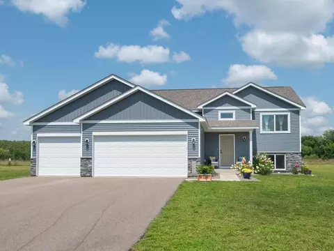 2206 Blake Ave, Lester Prairie, MN 55354