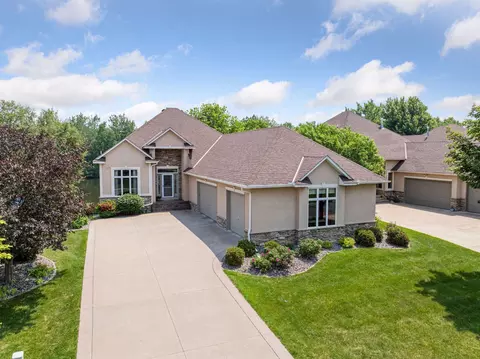 11871 Flanders Cir NE, Blaine, MN 55449