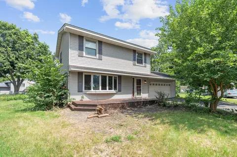 8032 Vincent Cir N, Brooklyn Park, MN 55444