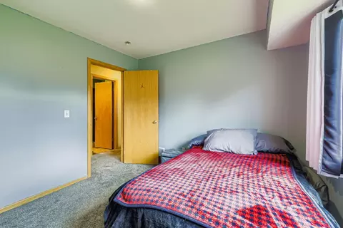Bedroom - 610 Sunset St, Buffalo, MN 55313 photo 4 of 8