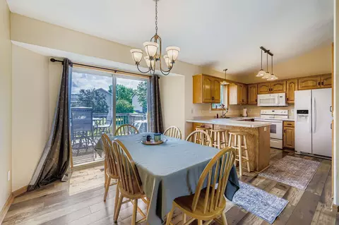 Dining - 610 Sunset St, Buffalo, MN 55313 photo 1 of 3