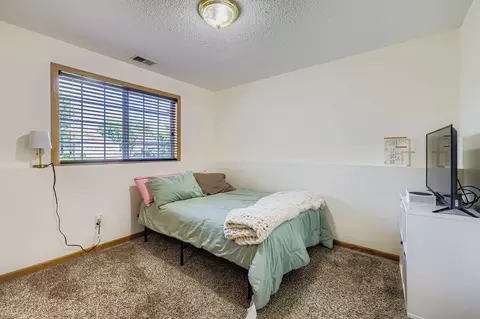 Bedroom - 610 Sunset St, Buffalo, MN 55313 photo 8 of 8