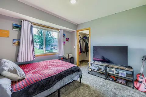 Bedroom - 610 Sunset St, Buffalo, MN 55313 photo 5 of 8