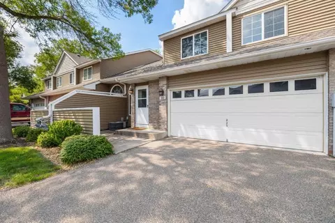 130 Primrose Ct, Vadnais Heights, MN 55127