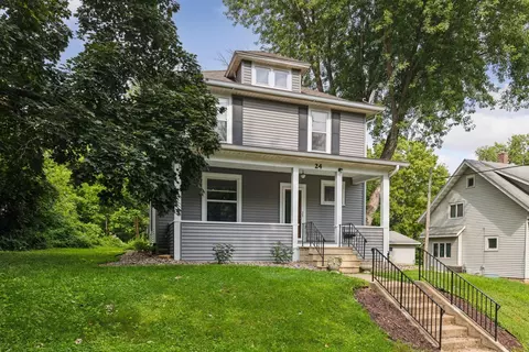 24 4th Ave SW, Faribault, MN 55021