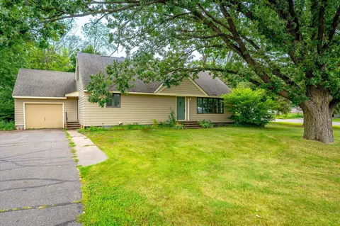 610 Carol Ave, Mora, MN 55051