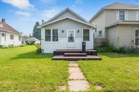 1226 Hammond Ave, Superior, WI 54880